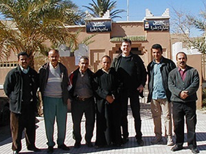 Echange avec l'hôtel Zagour, vallée de Draa, Zagora, Maroc 3