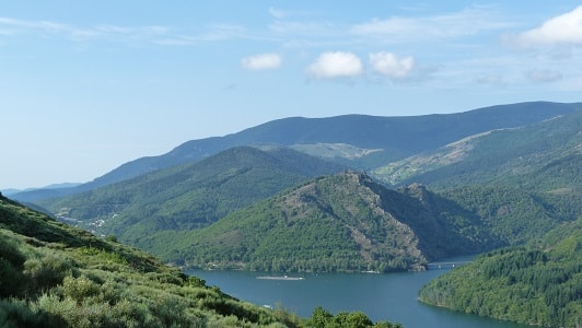 Lac de Villefort en Lozère