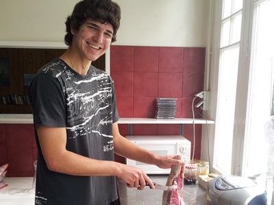 Florent Galy’s internship at L’Etoile Guest House in France, originating from Paris 2