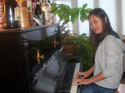 Hui Shen’s internship at L’Etoile Guest House in France, originating from China 3