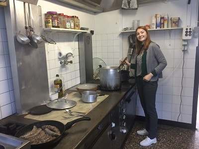 Lara Khakimova’s internship at L’Etoile Guest House in France, originating from Russia 4