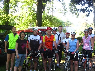 6 在法国的山间集体自行车游
