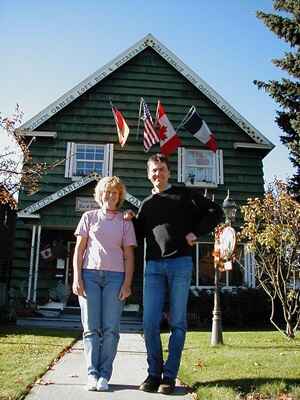 Devant son Bed and Breakfast à Revelstoke