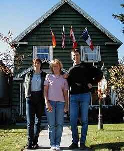 15 Exchange with Green Gables Loft B&B, Revelstoke, BC, Canada