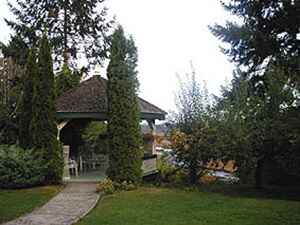 1 Exchange with Old Farm B&B, Cowichan Bay, Vancouver Island, Canada