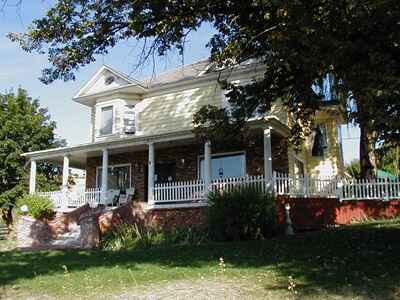 2 Exchange with Strawberry Mountain Inn B&B, Prairie City, Oregon, USA