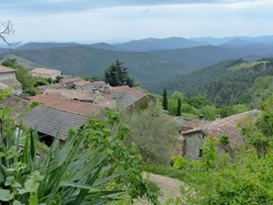 Cammino circolare di 13 km partendo da Les Vans in Ardèche 1