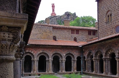 Le cloître