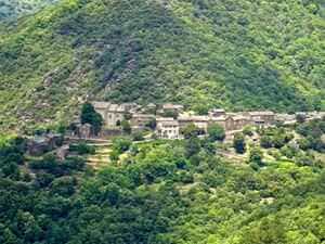 阿尔代什省Prévenchères的7.6公里徒步旅行 4