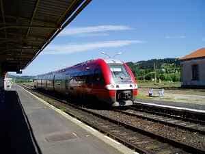 在Lozere的La Bastide-Puylaurent进行24公里的徒步旅行 1