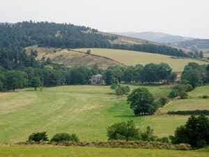 在Lozere的La Bastide-Puylaurent进行24公里的徒步旅行 4